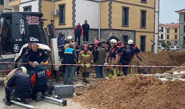 Manisa'da kanalizasyon çalışmasında göçük; 1 işçi toprak altında kaldı