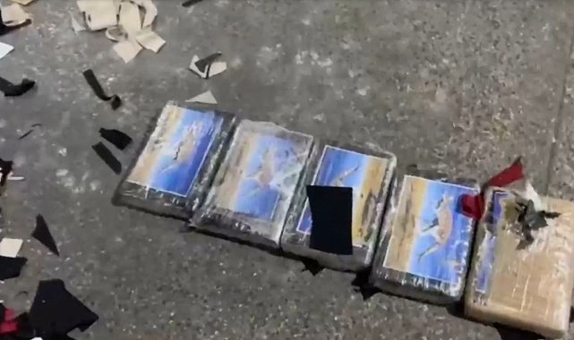 Mersin'de 5 kilo 872 gram kokain ele geçirildi; 2 tutuklama
