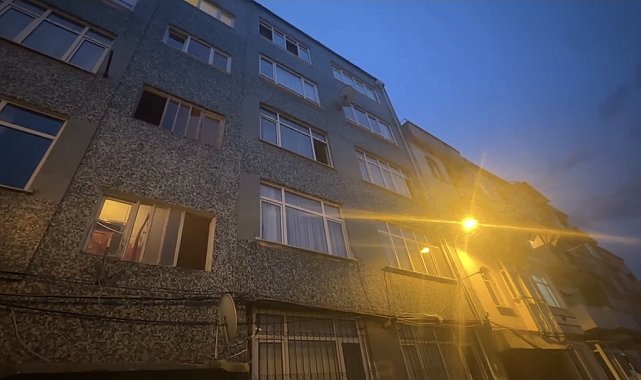 Fatih'te cam silerken 5'inci kattan apartman boşluğuna düşen kadın öldü