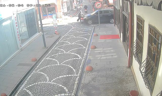 Tokat'ta cip ile motosikletin çarpıştığı kaza kamerada