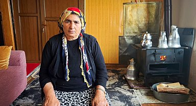 1'i bebek 4 evladı ve eşini kaybetti, torunları için ayakta