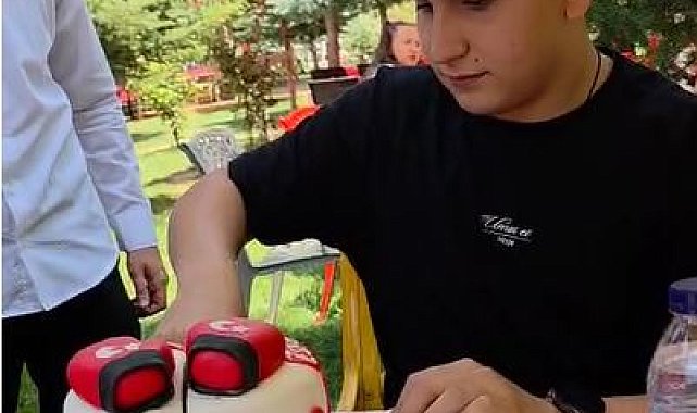 16 yaşındaki çocuk, bıçaklanarak öldürüldü