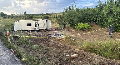 5 kişinin öldüğü kazada tur midibüsü şoförü tutuklandı