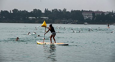 Adana'da ilk kez düzenlenen 'Aquatlon ve Triatlon' yarışması başladı