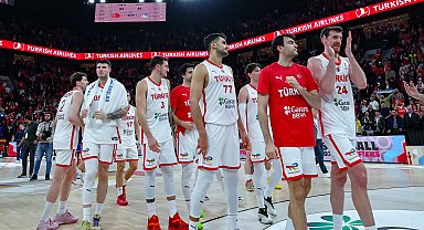 Antalya'ya giden A Milli Erkek Basketbol Takımı'nda Onuralp kadrodan çıkarıldı