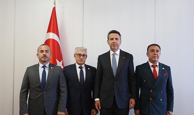 Bakan Bayraktar, Romanya'da