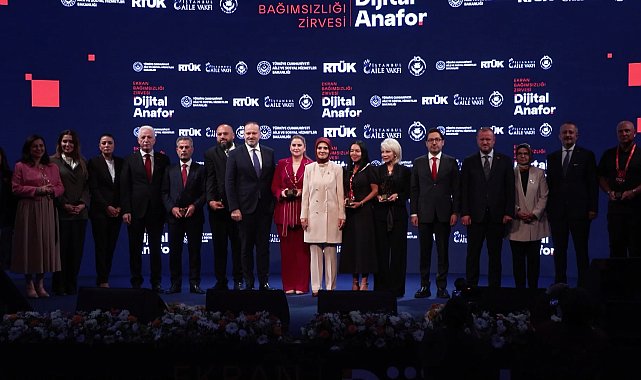 Bakan Göktaş: Hakikati ayırt edebilen ve mahremiyetini koruyabilen nesiller yetiştirmeyi hedefliyoruz