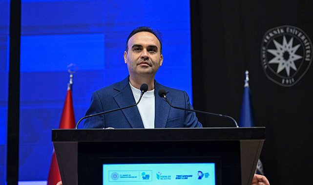 Bakan Kacır: 2 yıl içinde 5 milyon vatandaşımıza yapay zeka eğitimleri sunacağız