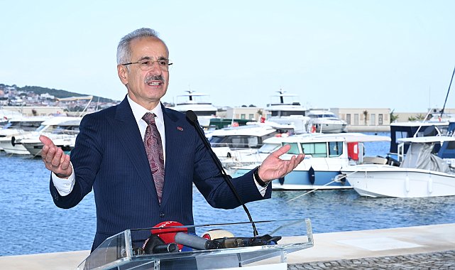 Bakan Uraloğlu: Son 14 yılın en yüksek mayıs ayı kruvaziyer ve yolcu sayısına ulaştık