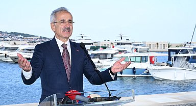 Bakan Uraloğlu: Son 14 yılın en yüksek mayıs ayı kruvaziyer ve yolcu sayısına ulaştık