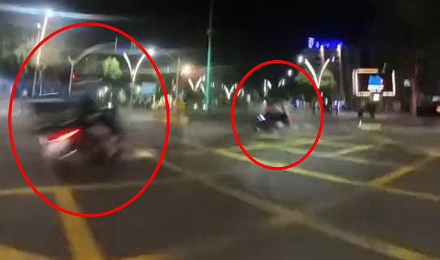 Batman'da iki motosikletin çarpıştığı kaza kamerada