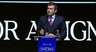 Bayraktar: Makinelerin ve makine insanlarının istilası ile karşı karşıyayız