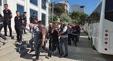 Bursa merkezli 4 ildeki uyuşturucu operasyonunda 29 şüpheli adliyede