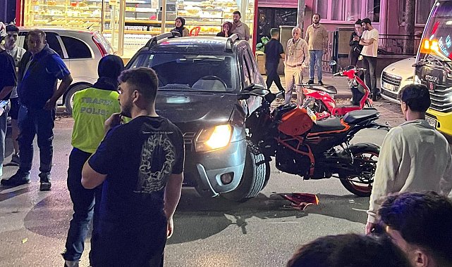 Bursa'da otomobille çarpışan motosikletin sürücüsü yaralandı