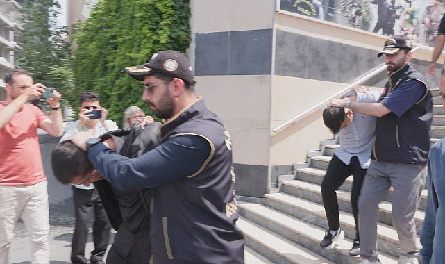 Büyükçekmece Adliyesi'ndeki hırsızlık; 2 şüpheli adliyeye sevk edildi Şüphelilerin adliyeye getirilişi