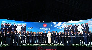 Cumhurbaşkanı Erdoğan: Türkiye, uluslararası diplomasinin de kalbinin attığı yer olmaya başlamıştır