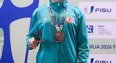 Egeli sporcu Liyne Nisa Akgül'den çifte dünya ikinciliği