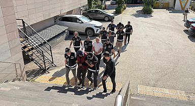 Eskişehir'de 'kaçak akaryakıt' operasyonu; 4 gözaltı