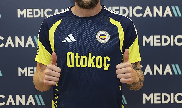 Fenerbahçe Spor Kulübü A Takımı futbolcuları Medicana'da sağlık kontrolünden geçti