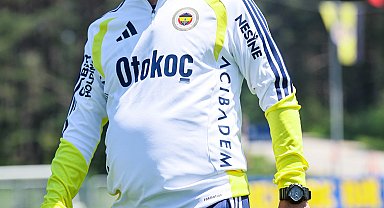 Fenerbahçe'de yeni sezon hazırlıkları devam ediyor
