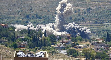 İsrail'in Lübnan'a düzenlediği saldırılarda can kaybı 3 bin 711'e yükseldi