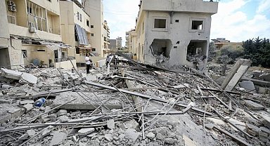 İsrail'in Lübnan'a saldırılarında hayatını kaybedenlerin sayısı 3 bin 696'ya yükseldi
