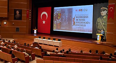 İstanbul'da 'Yeniçeriliğin kaldırılışının 200'üncü yılında 2'nci Türk Askeri Tarih Kongresi' başladı