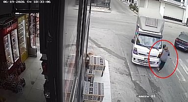 Kamyonetin çarptığı kadın ağır yaralandı, sürücü tutuklandı; kaza kamerada
