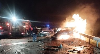 Kayseri'de 3 otomobil çarpıştı: 1 ölü, 5 yaralı