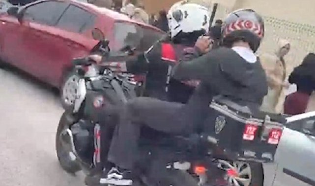 Kayseri'de polis ekipleri, öğrencileri sınava yetiştirdi