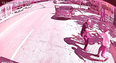 Kimliğini otobüste kaybeden LGS öğrencisine şoförden destek; o anlar kamerada