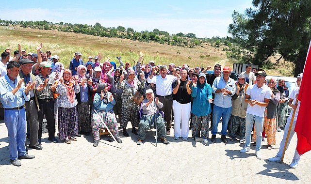 Manisa'da köylülerden 'mezarlık' eylemi