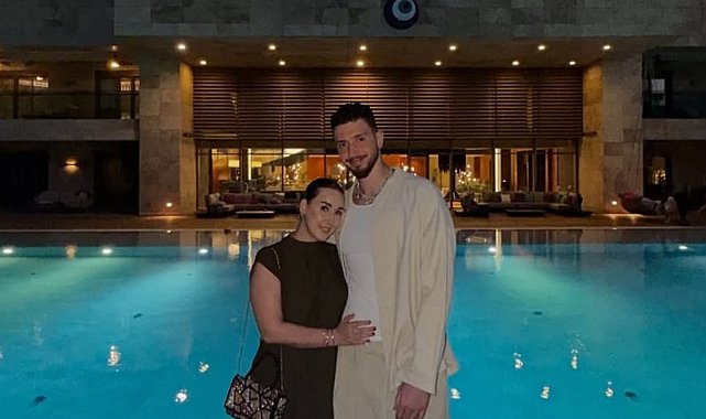 Milli basketbolcu Alperen Şengün, Antalya'da ailesi ile birlikte tatil yaptı