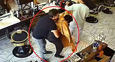 Nefes borusuna erik kaçan müşterisini Heimlich manevrası ile kurtardı; o anlar kamerada