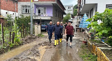 Ordu'da sağanak; ev ve iş yerlerini su bastı