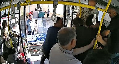 Otobüs şoförü, rahatsızlanan yolcusunu hastaneye yetiştirdi; o anlar kamerada