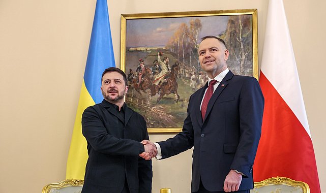 Polonya Cumhurbaşkanı Nawrocki, Zelenskiy'nin 'Beyaz Kartal' nişanını geri aldı