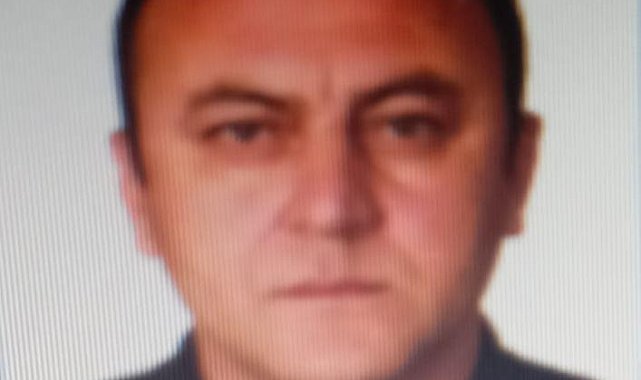 Sağlık memuru evinde ölü bulundu