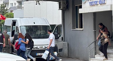 Seferihisar Belediyesi'ne operasyonda 7 şüpheli adliyede