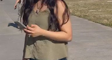 Sultangazi'de otomobille kafa kafaya çarpışan motosiklet alev alev yandı; kadın sürücü öldü