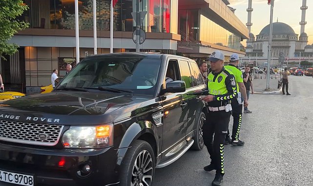Taksim'de helikopter destekli 'Huzur İstanbul' denetimi