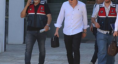 Uyuşturucu soruşturmasında gözaltına alınan baro başkanı istifa etti