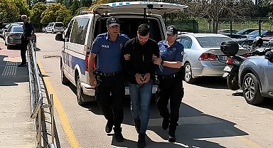 Uzman çavuş, tatil için geldiği kentte tartıştığı 2 kişiyi vurdu