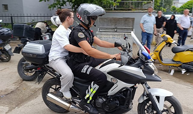 Yanlış sınav yerine giden adayı motosikletli trafik polisi yetiştirdi