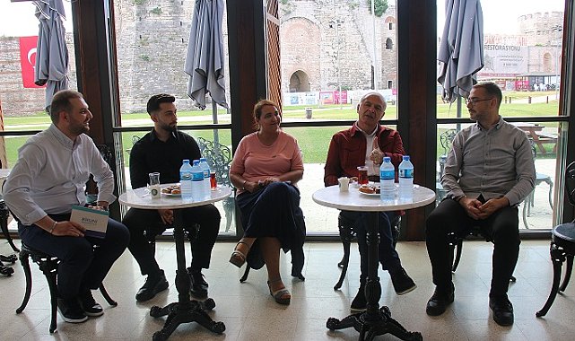 YÖK'ün 'Bilim Kafe' etkinliği Yedikule Hisarı'nda yapıldı