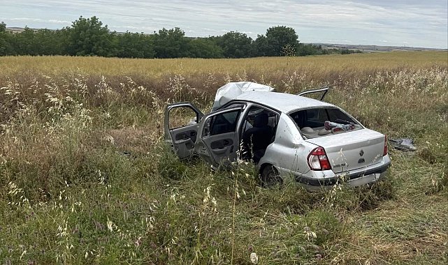 Yoldan çıkan otomobil, takla attı: 4 yaralı