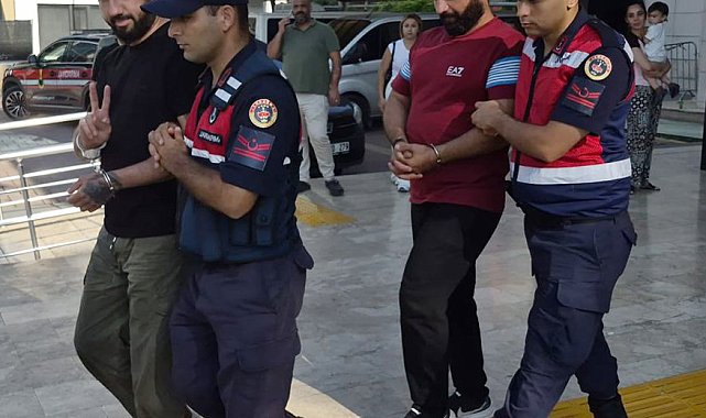 Zorla evine girdikleri kişinin 20 bin lirasını gasbeden 4 şüpheli tutuklandı