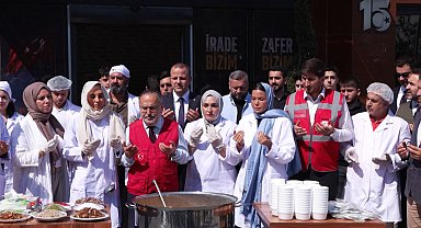 15 Temmuz Derneği'nden 253 şehit anısına aşure programı