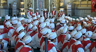 15 Temmuz şehitleri için Ayasofya-i Kebir Camii'nde hatim programı düzenlendi
