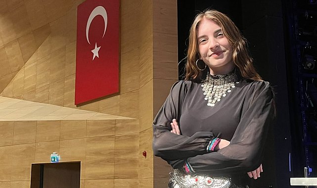 17 yaşındaki Lara, İngiltere'deki 5 müzik okulundan kabul aldı